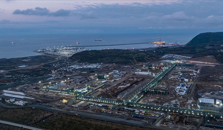 Enerji filosuna katılacak yüzer platform Karadeniz'deki üretimi katlayacak