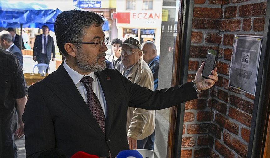 Tarım ve Orman Bakanı Yumaklı "karekod uygulaması" kapsamında denetim yaptı