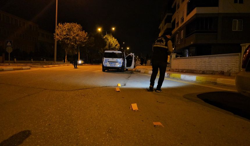 Çorum'da çıkan bıçaklı silahlı kavgada 3 kişi yaralandı
