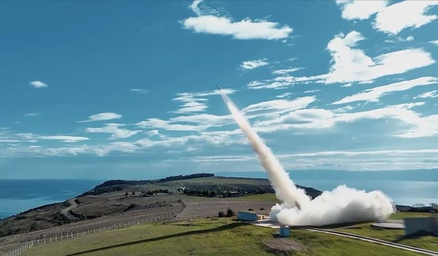 Türk savunma sanayisinden yeni balistik füze testi