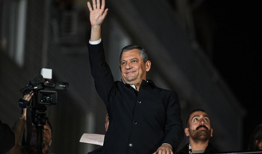 CHP Genel Başkanı Özel, partisinin Sultangazi mitinginde konuştu: