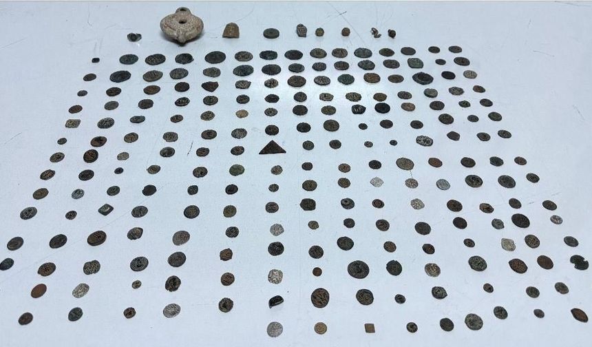 Gaziantep'te Roma ve Bizans dönemine ait 230 parça tarihi eser ele geçirildi