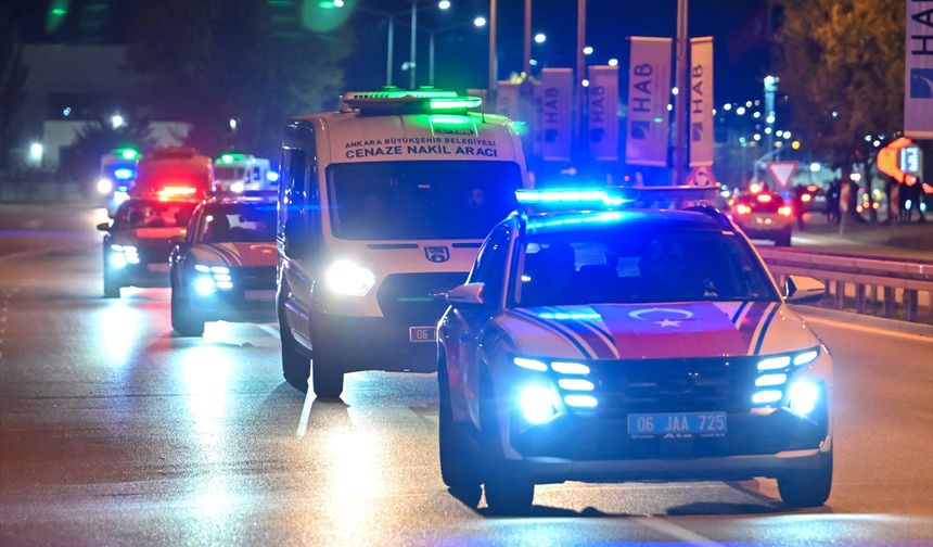 Gürcistan'da düşen askeri uçakta şehit olan askerlerin naaşları Türkiye'ye getirildi