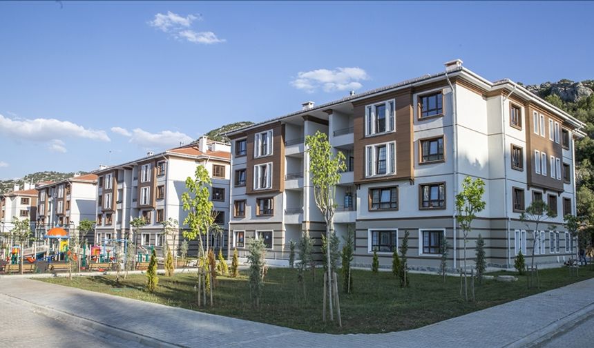 'Yüzyılın Konut Projesi' kapsamında 500 bin konutun yapılacağı ilçeler belli oldu