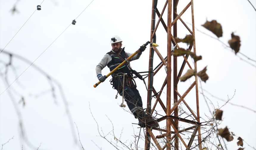 Çoruh EDAŞ, zorlu Karadeniz coğrafyasında 14 milyar lirayı aşan yatırımla kesintisiz enerji hedefliyor