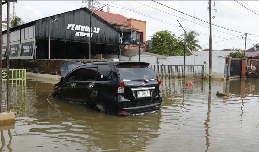 Sri Lanka'da şiddetli yağışların yol açtığı afetlerde can kaybı 627'ye çıktı