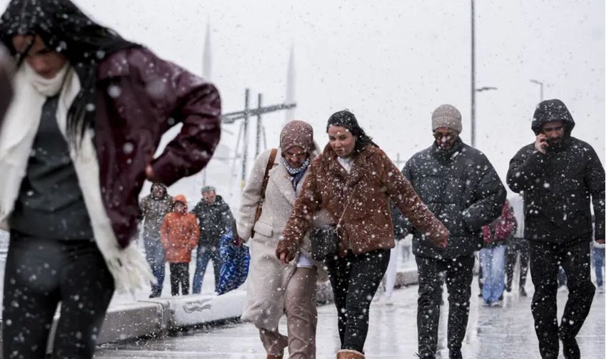 İstanbul’da kar yağışı başladı