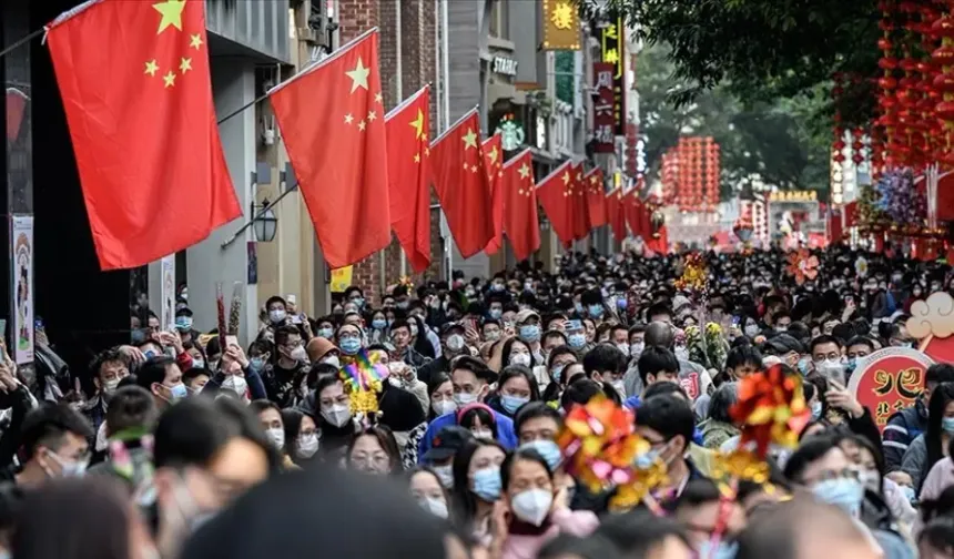 Çin’in nüfusu 1,405 Milyar kişiye geriledi