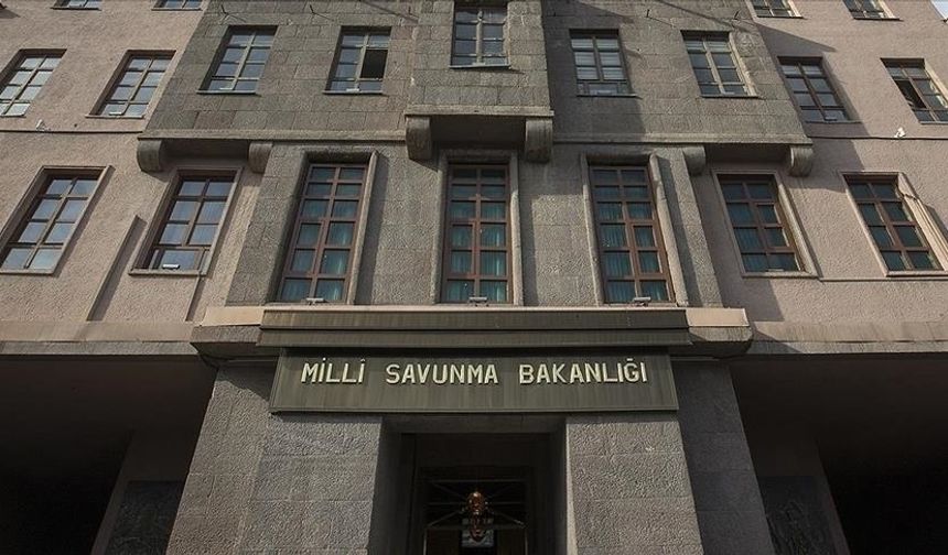 MSB: Bayrak saldırısıyla ilgili tahkikat başlatıldı